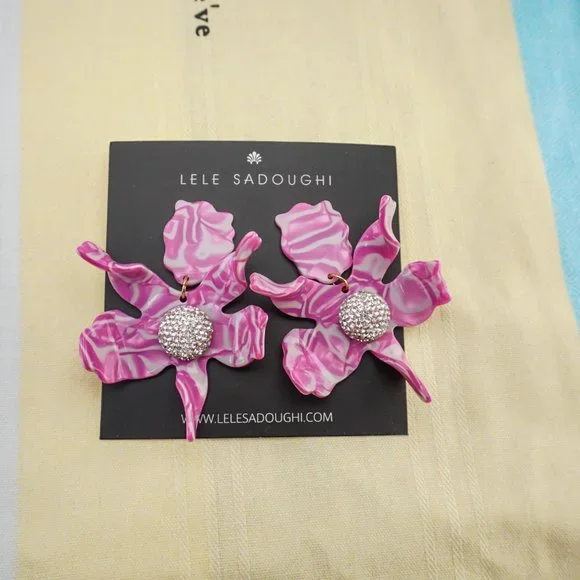 NEW Lele Sadoughi Large Statement Earrings in Magenta 10 Year Anniversary - Picture 5 of 7